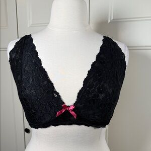 Chic Black Lace Bralette with Pink Bow